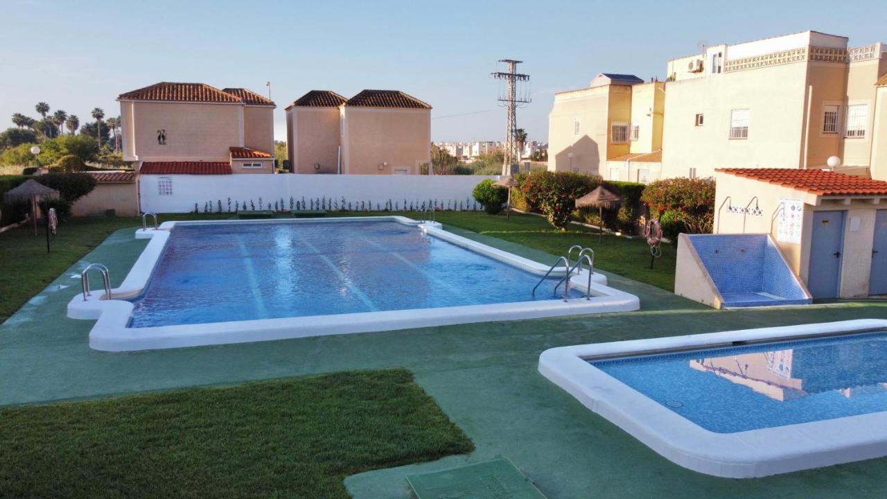 Holiday House Torrevieja Exteriér fotografie